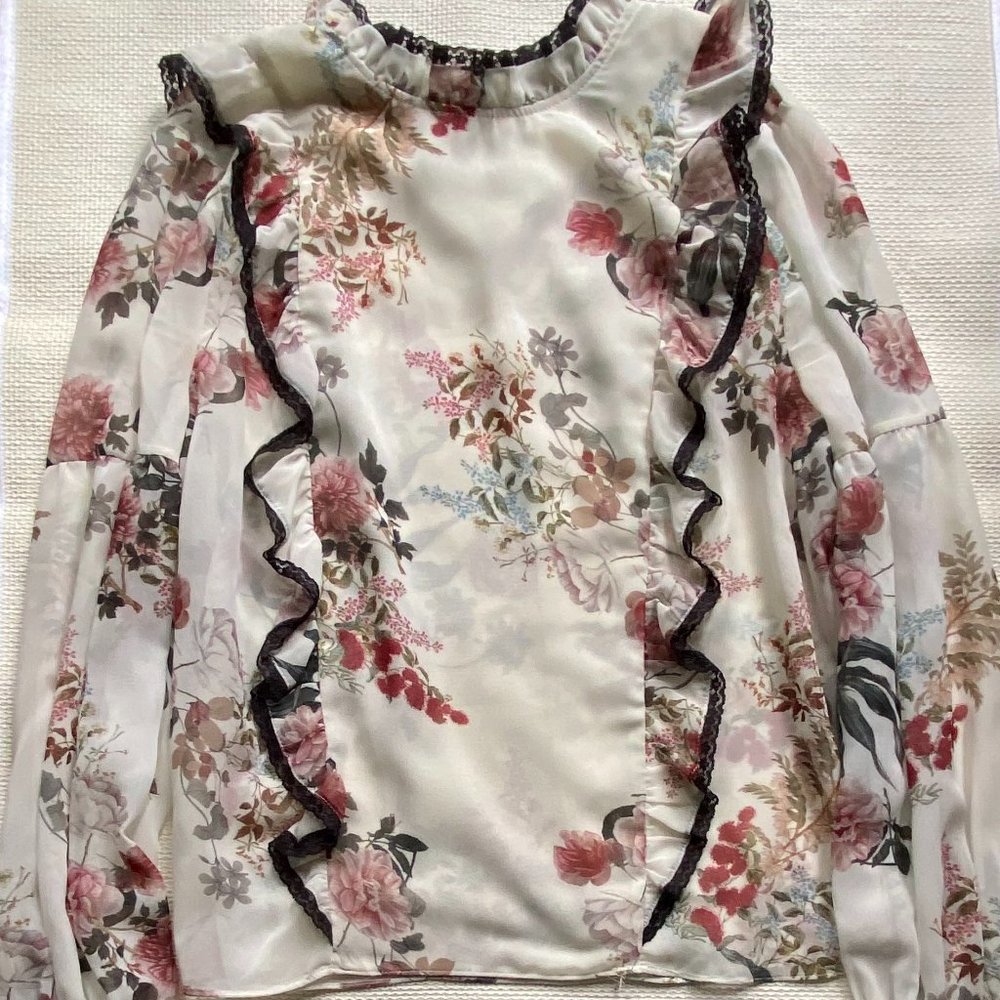 Zara Blouse - Size Medium
